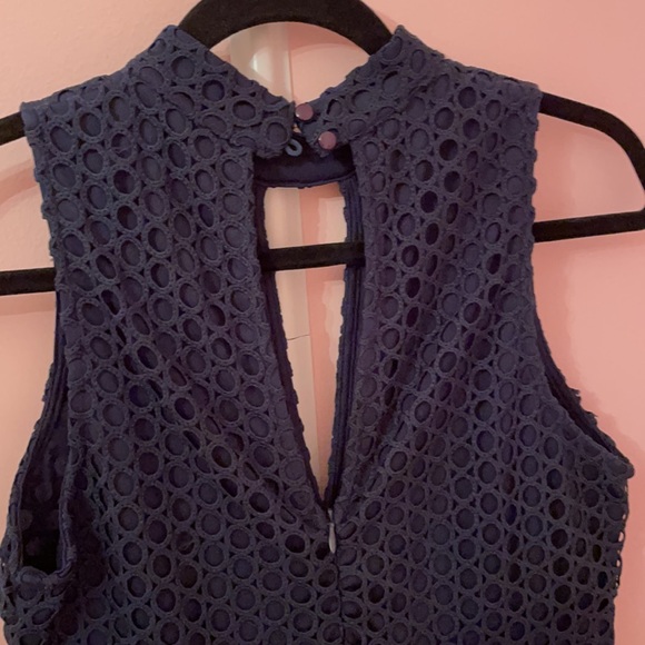 Dress - Picture 6 of 9